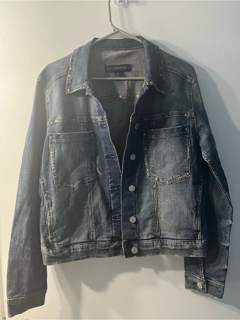 🎸 Rock & Republic Faded Indigo Button-Front Denim Jacket